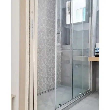Rosshouse بيت ضيافة *