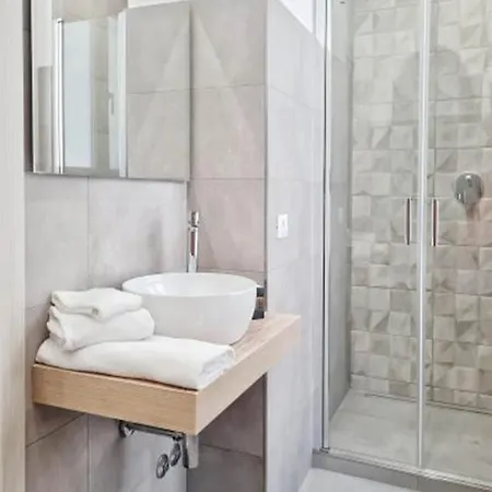 Rosshouse Pensjonat 3*