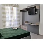 Rosshouse Pensión 3*