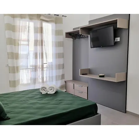 Rosshouse Guest house *